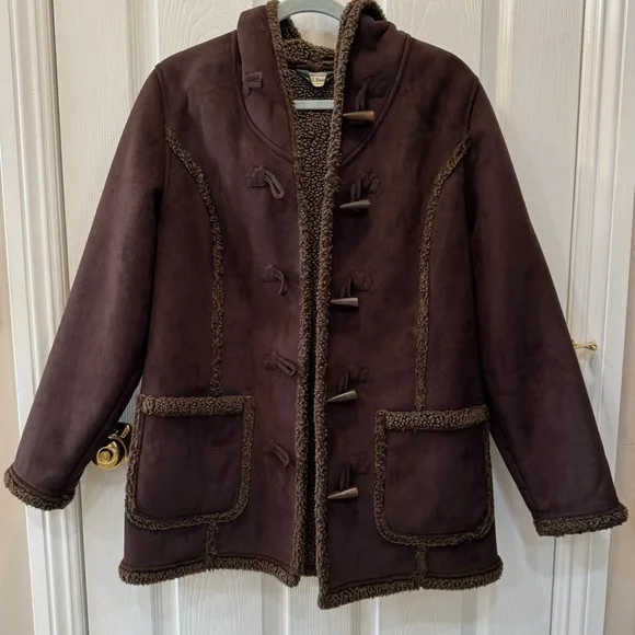 LL bean fur coat - Picture 1 of 4
